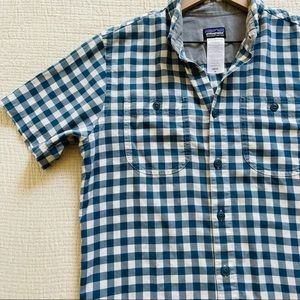 Patagonia Organic Cotton Men’s Button-up Shortsleeved Shirt Medium (M)